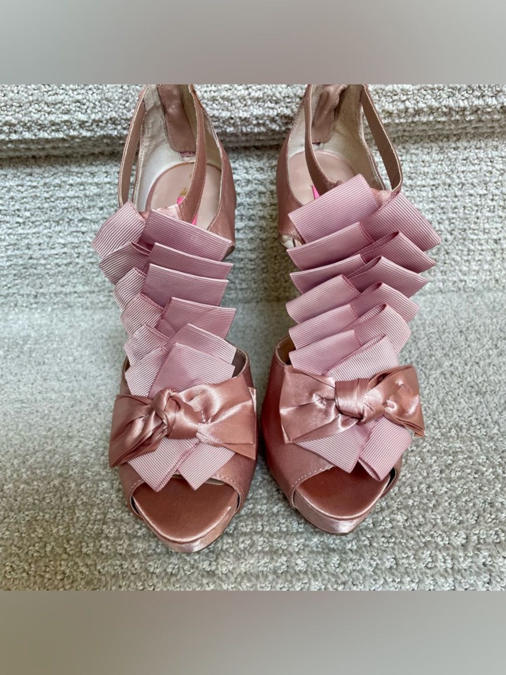 Vintage Y2K Betsey Johnson Blush Pink Satin Rhinestone Platform High Heels 9M - Picture 2 of 13